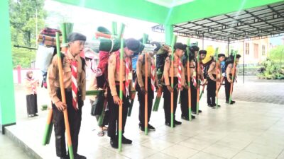 Regu Rajawali SMP Negeri 4 Kedungbanteng Ikuti Training Camp