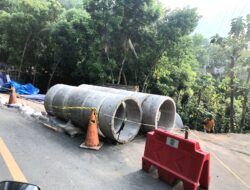 BPBD Gunungkidul Gandeng Relawan Untuk Memantau Ruas Jalan Yogyakarta Wonosari Yang Berpotensi Longsor