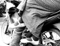 Pakaian Bawah Terlilit Roda Ban Belakang, Dua Perempuan Asal Wonogiri Terjatuh Saat Berkendara