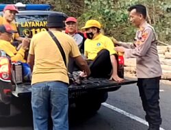 Bentuk Apresiasi atas Kinerja Aparat Kepolisian, Surat Bertuliskan Tangan dari Wisatawan asal Madiun Jawa Timur Diterima Kapolsek Girisubo