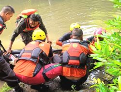Tim SAR Gabungan Berhasil Menemukan Korban Hanyut di Sungai Konteng Dalam Kondisi Meninggal Dunia