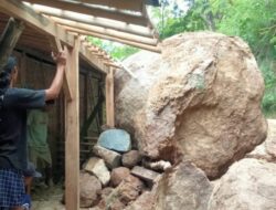 Hujan Lebat Sebabkan Tanah Longsor, Rumah Lasiyem Nyaris Hancur Tertimpa Batu Seukuran Rumahnya